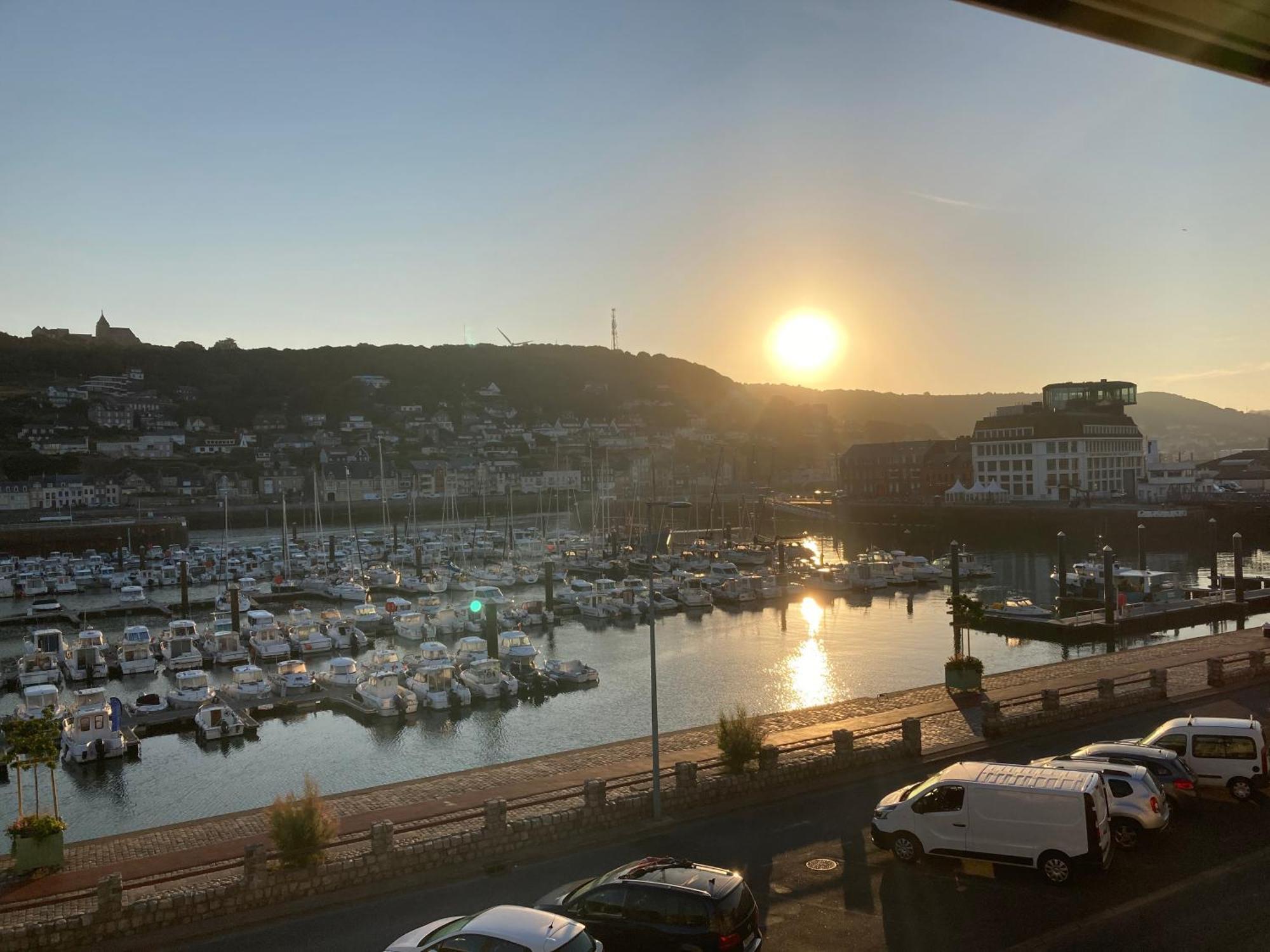 Charmant Studio Avec Vue Sur Le Port Et Falaises Fécamp Buitenkant foto